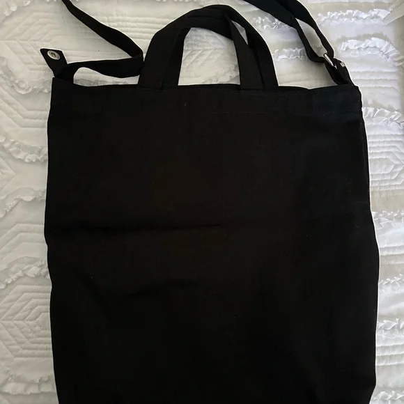 BAGGU Classic Black Tote Bag - Picture 1 of 5